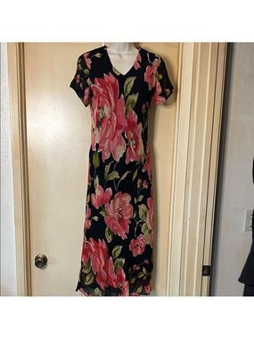 American Angel 100% Rayon Floral Black and Pink Women's Dress size S